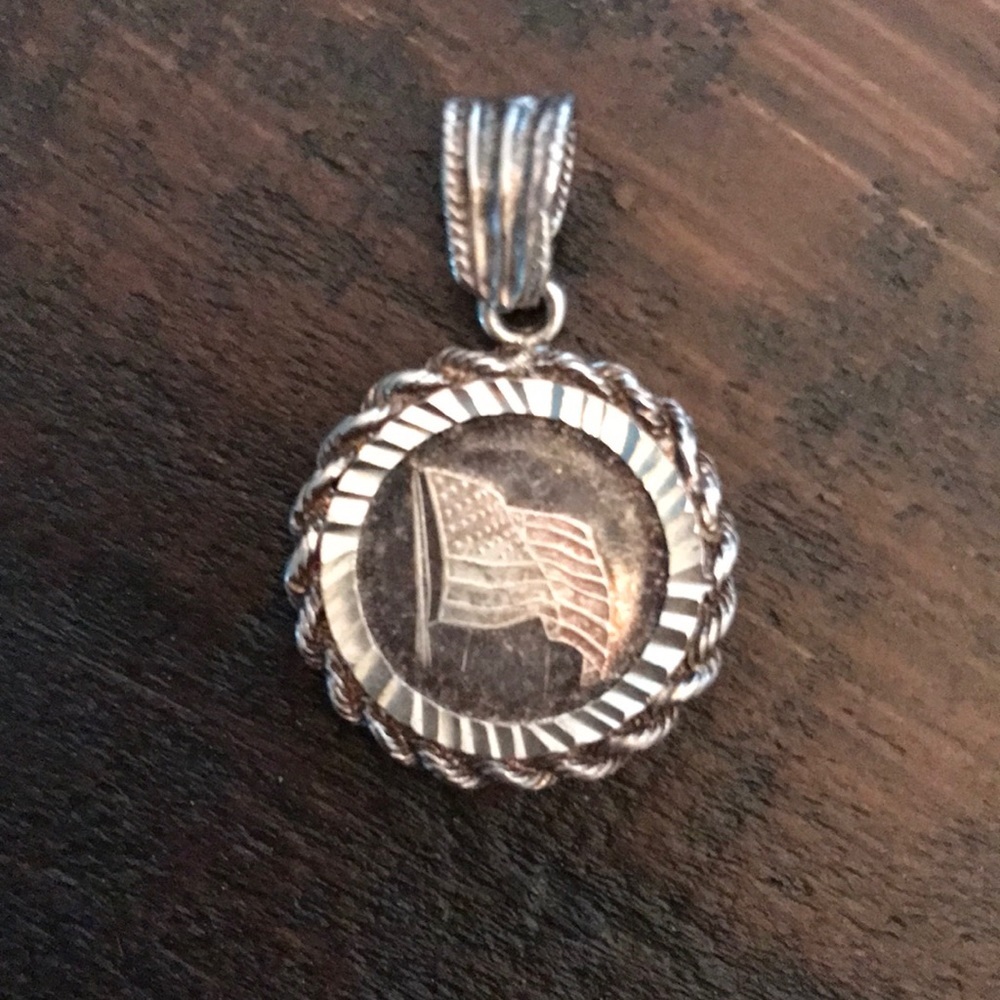 Vintage Pendant United We Stand 9-11-01 American Flag Braided Disc